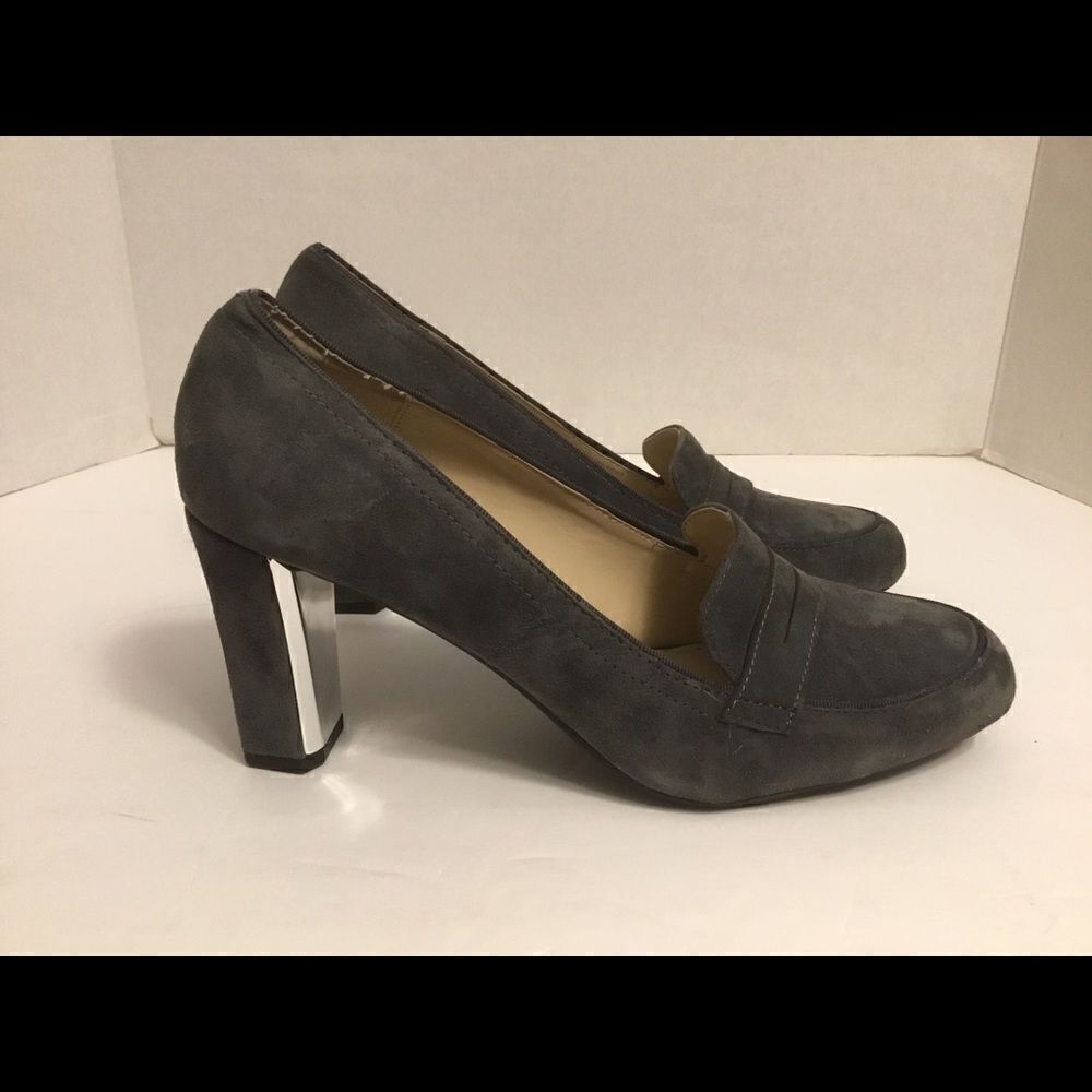adrienne vittadini suede gray heels pezant Sz 9.5M